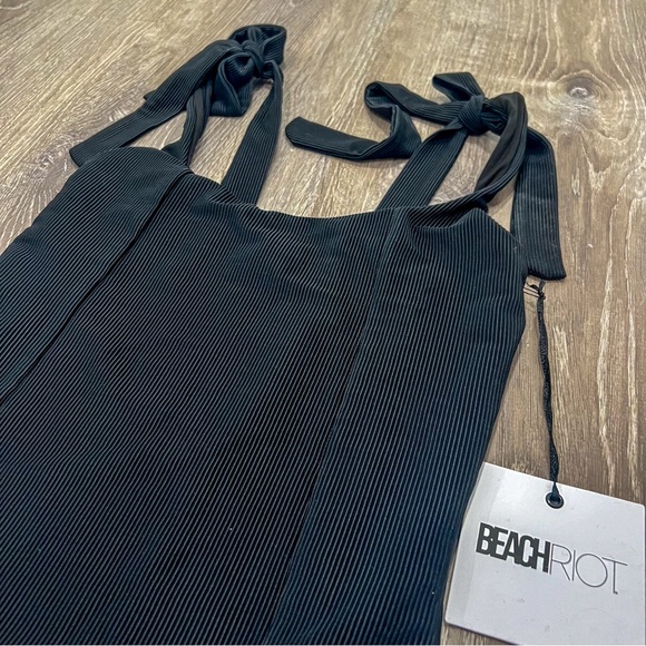 NWT BEACH RIOT Sydney Black One Piece Swimsuit - Picture 12 of 15